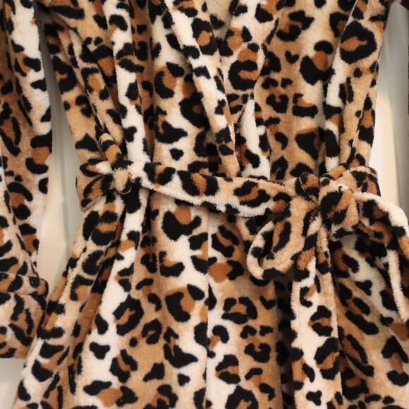 Carole Hochman Short animal print belted robe Size Small - Picture 2 of 11